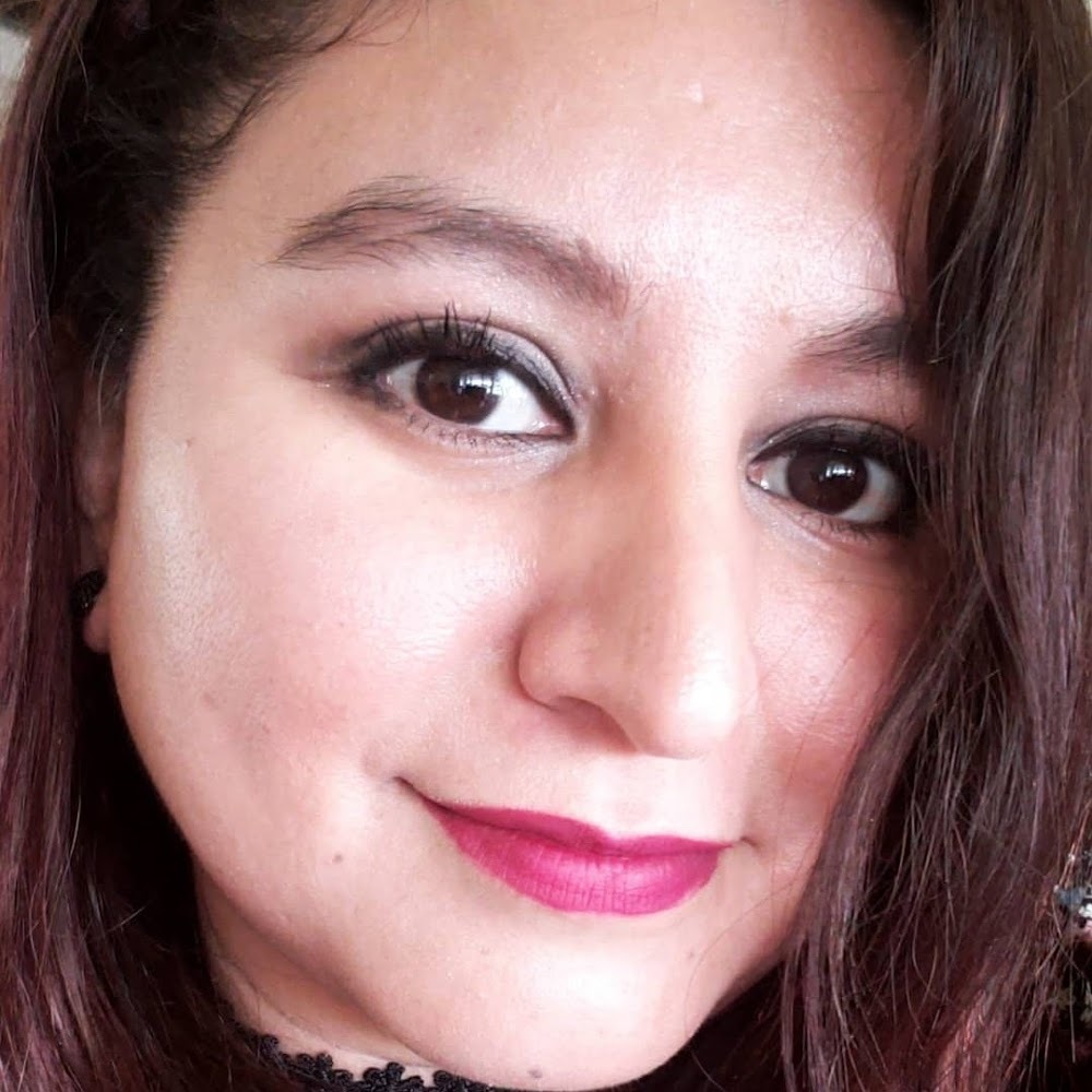 Meet your Posher, Gabriela